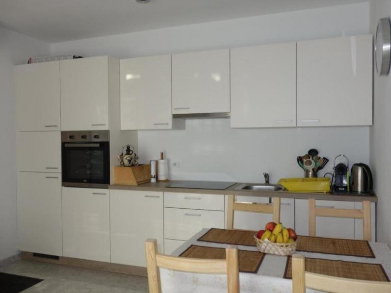 Apartment Petrovic Медулин Екстер'єр фото